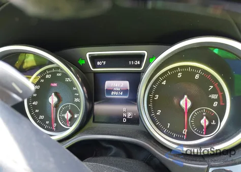 2018 Mercedes-Benz Gls 550 4Matic z USA, uszkodzony, nr VIN 4JGDF7DE7JA999898